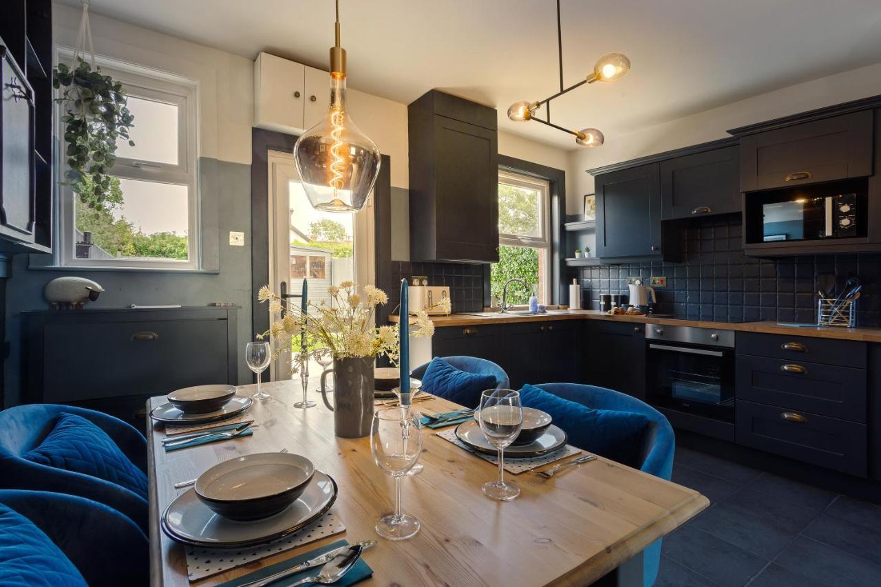 Stylish Romantic Country Escape Near Chester Christleton Exterior foto